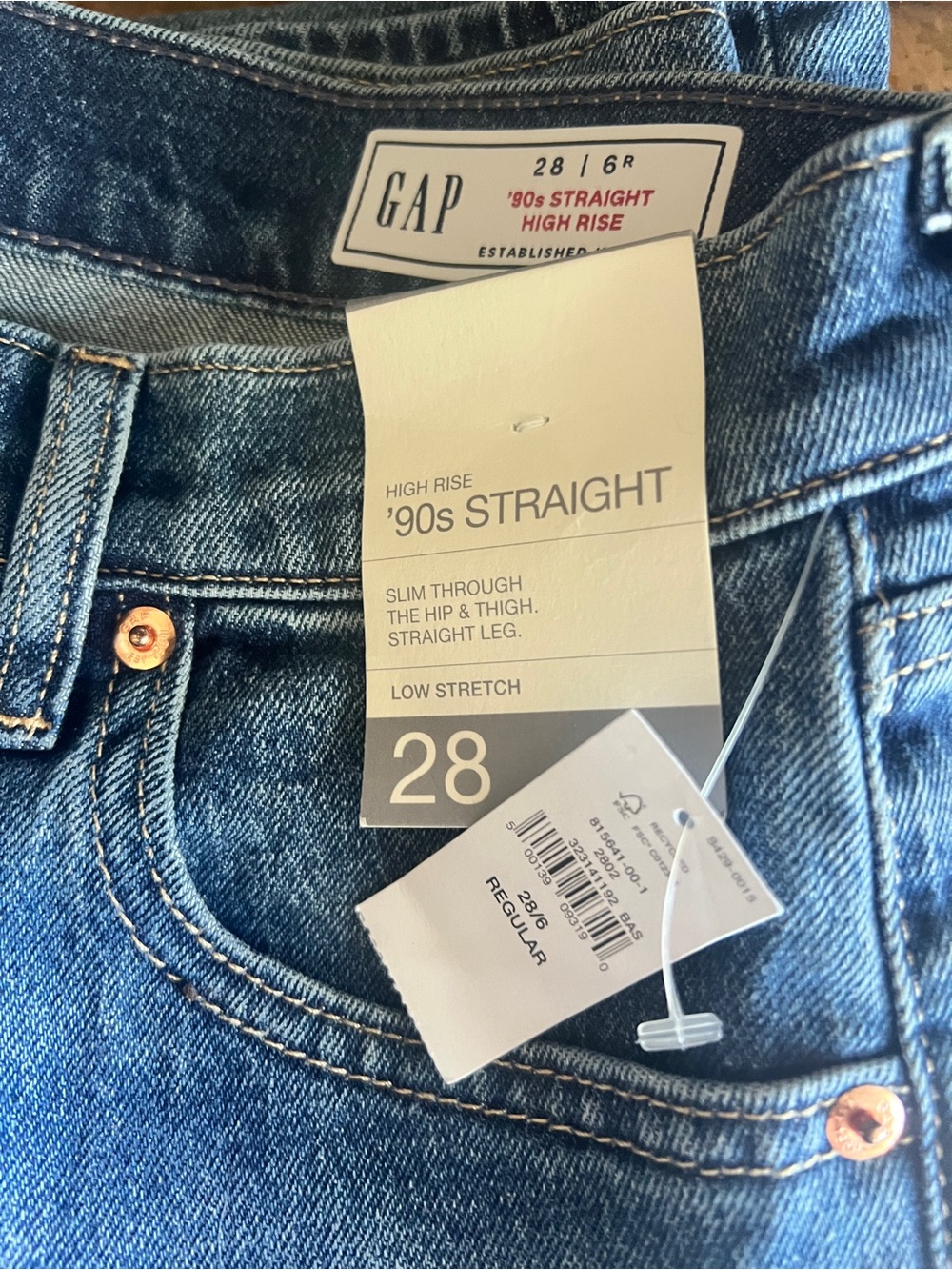 New with Tags Gap 90s Straight Jeans - Picture 8 of 8